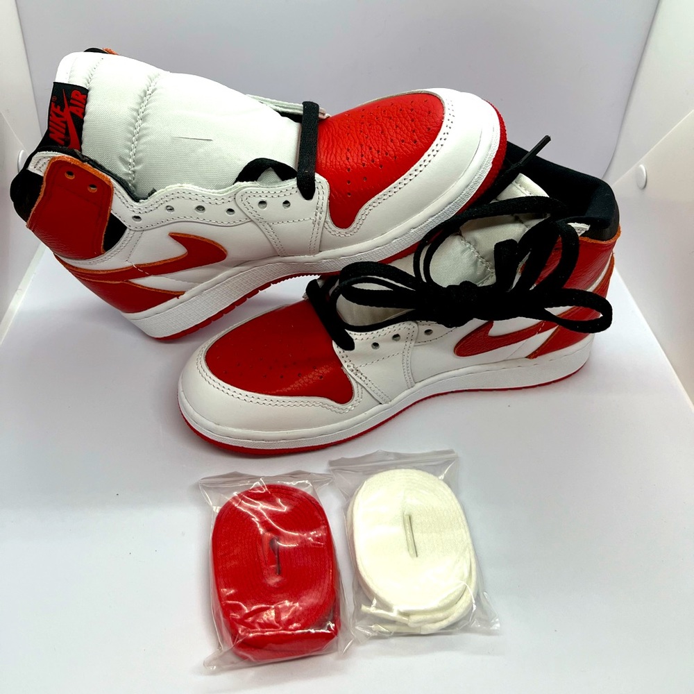 Jordan 1 Retro High OG GS size 4Y white and red brand new in box